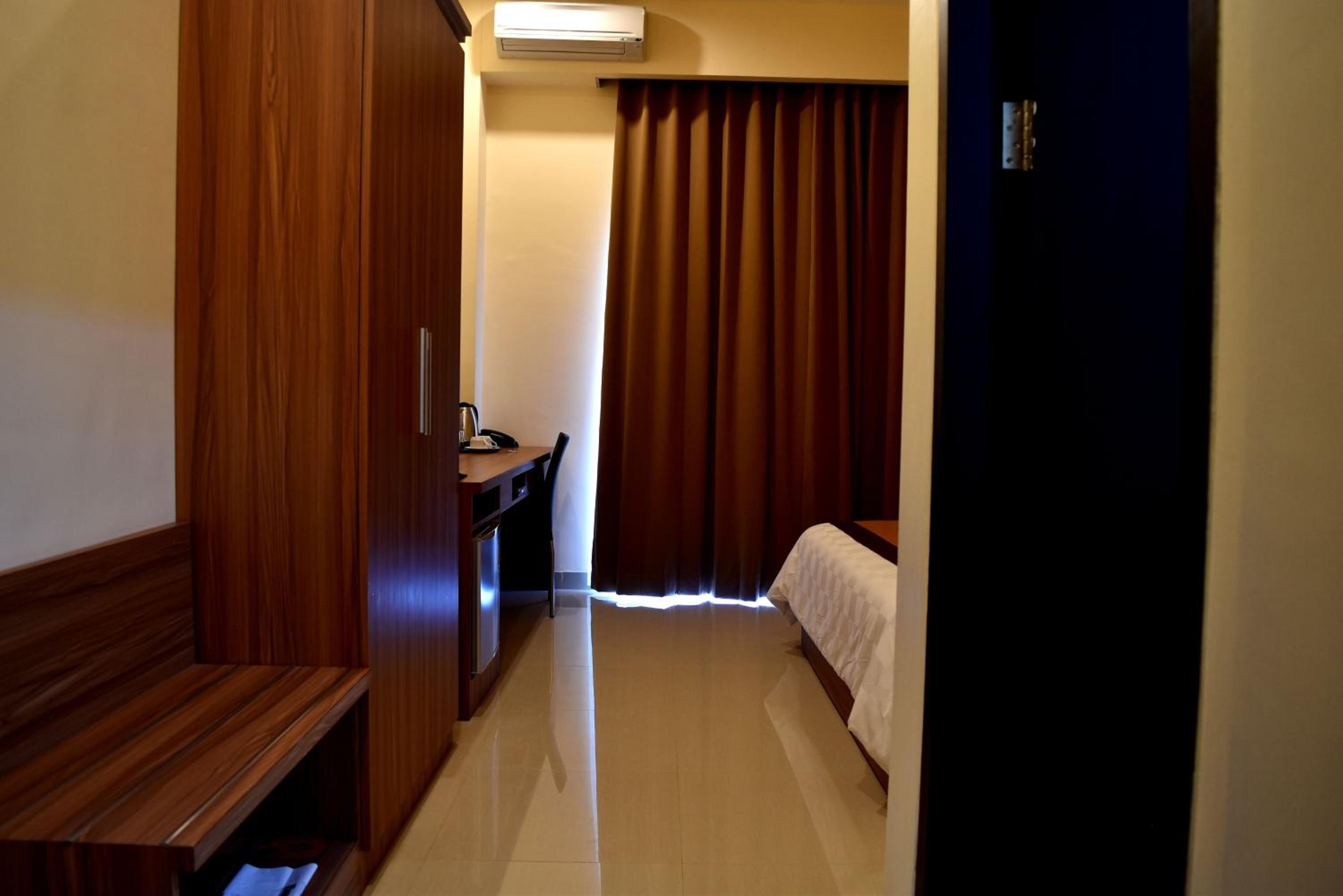 Padadita Beach Hotel 23/50