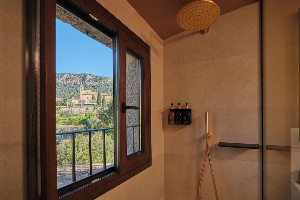 Valldemossa Hotel Restaurant 16/52