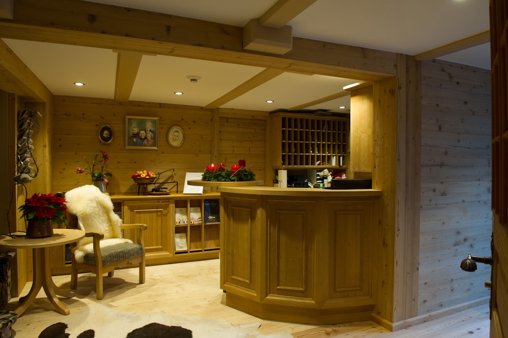 Hotel Alpenblick 8/50