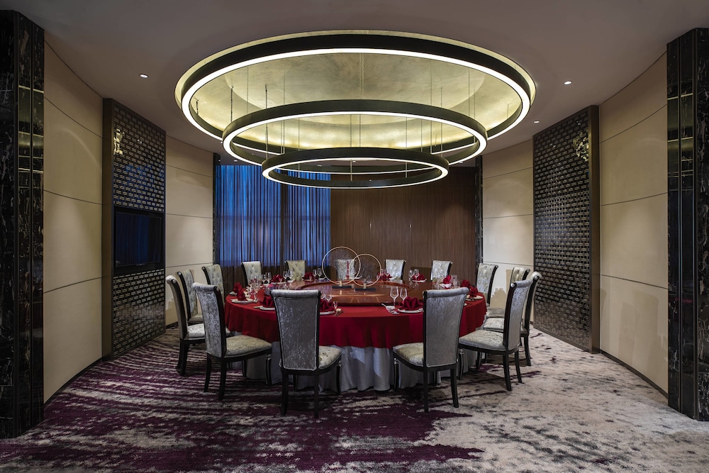 Renaissance Shenyang West Hotel 30/45