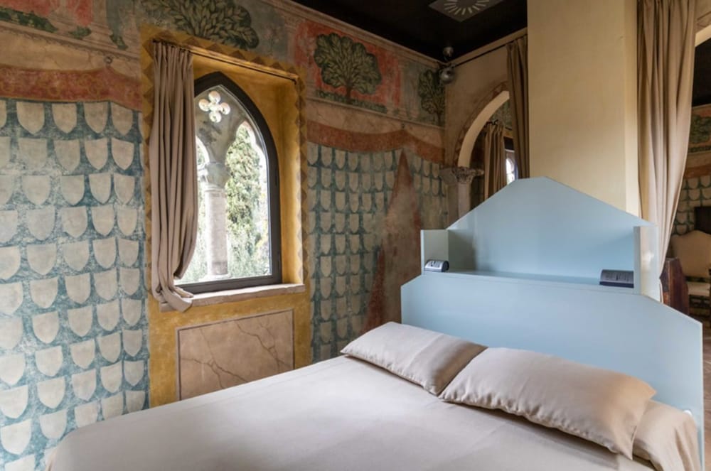 Castello di Monterone 10/64