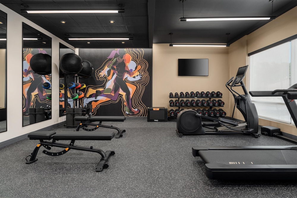 LivSmart Studios by Hilton Columbia Greystone 21/41