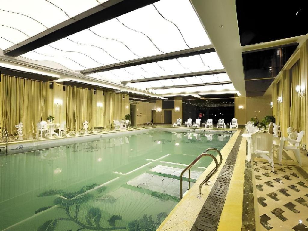 Country Garden Phoenix City Hotel Jurong 24/42