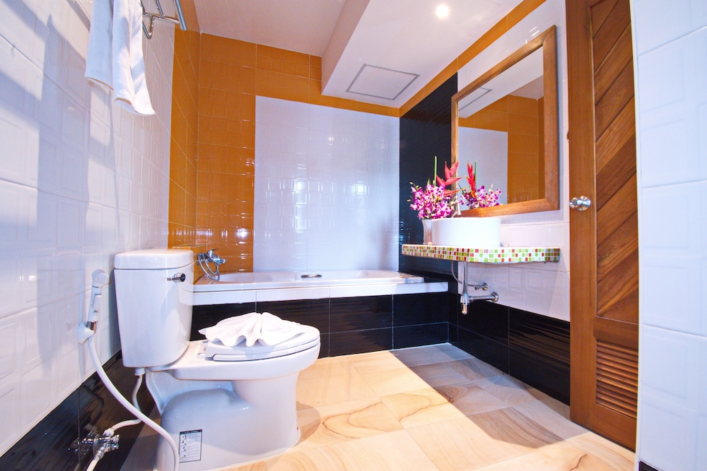Jingjit Hotel 30/61