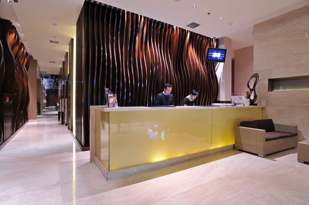 Midtown Hotel Surabaya 7/62