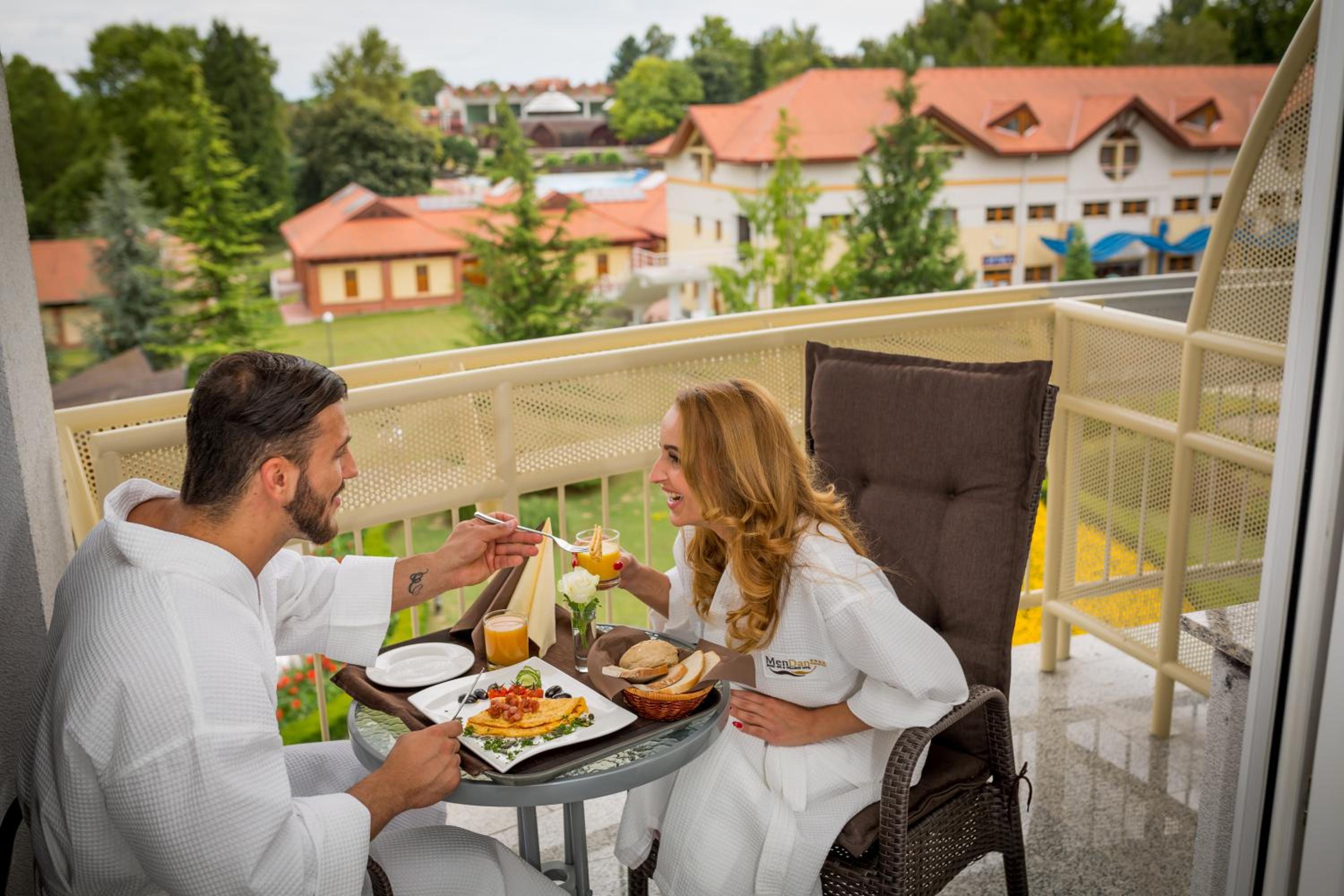 MENDAN MAGIC SPA & WELLNESS HOTEL 42/56