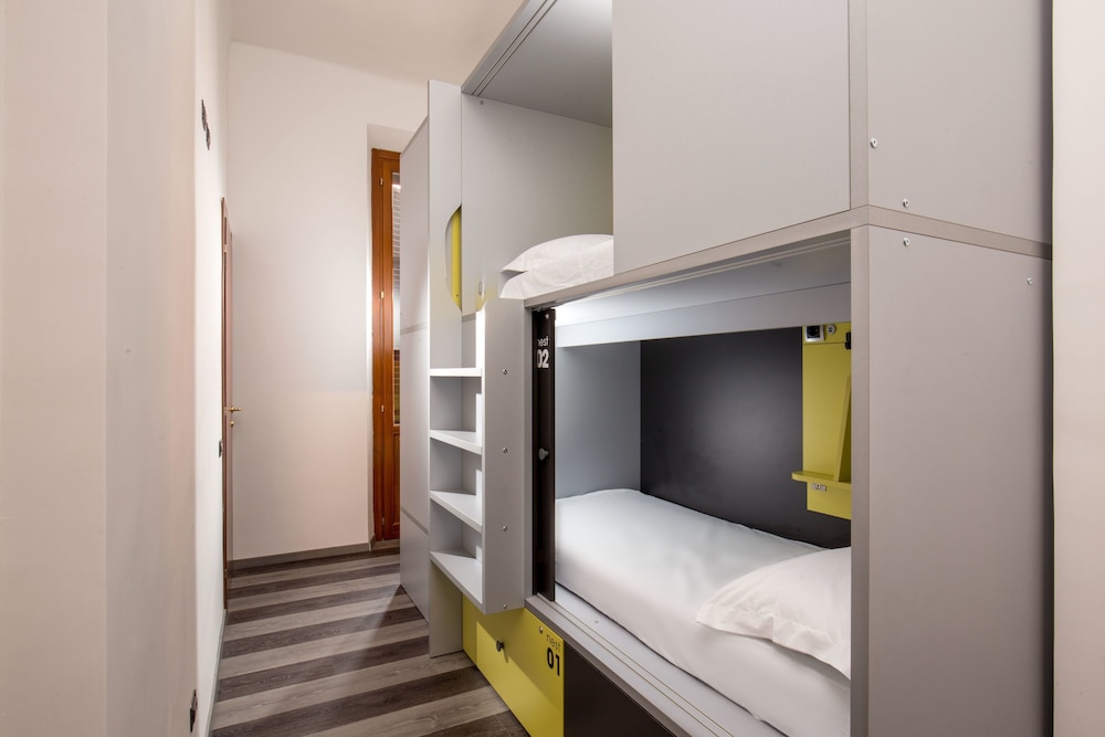 Free Hostels Roma 13/50