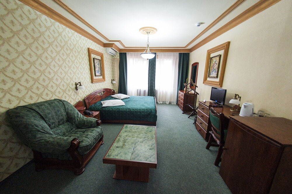 Bucharest Comfort Suites 44/66