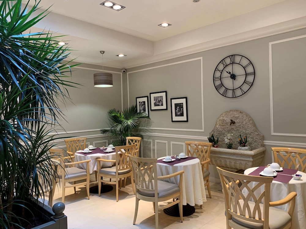 HOTEL CENTRAL SAINT GERMAIN 29/47