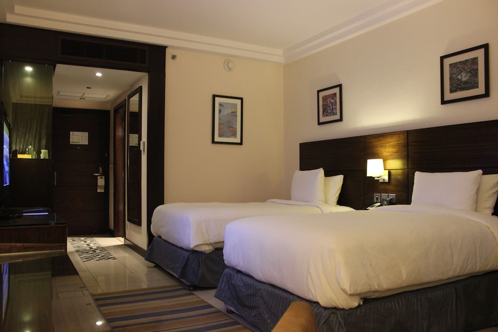 DoubleTree by Hilton Hotel Aqaba 12/70