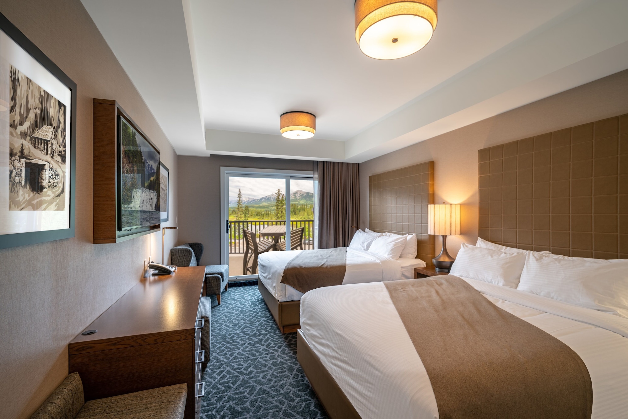 MALCOLM, PREMIUM, 2 QUEEN BEDS