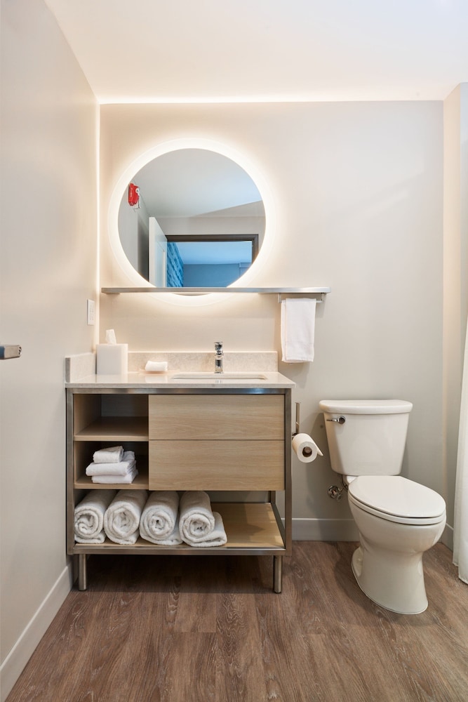 TownePlace Suites by Marriott Hixson 37/40