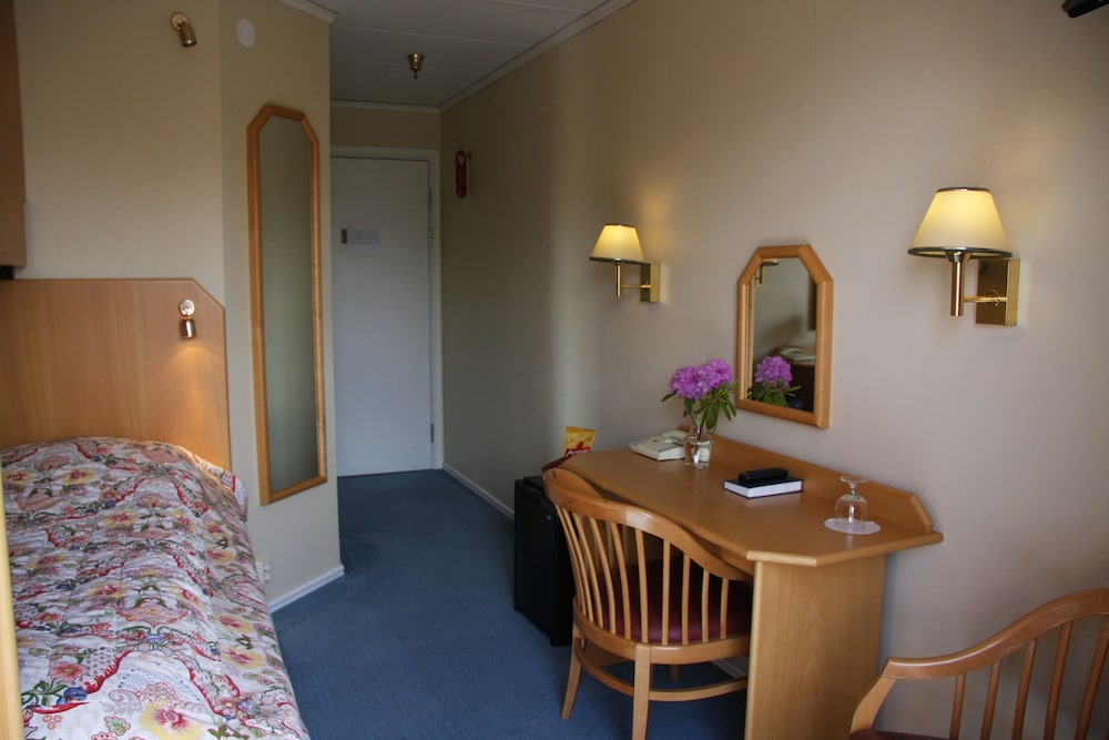 Westland Hotel 19/31