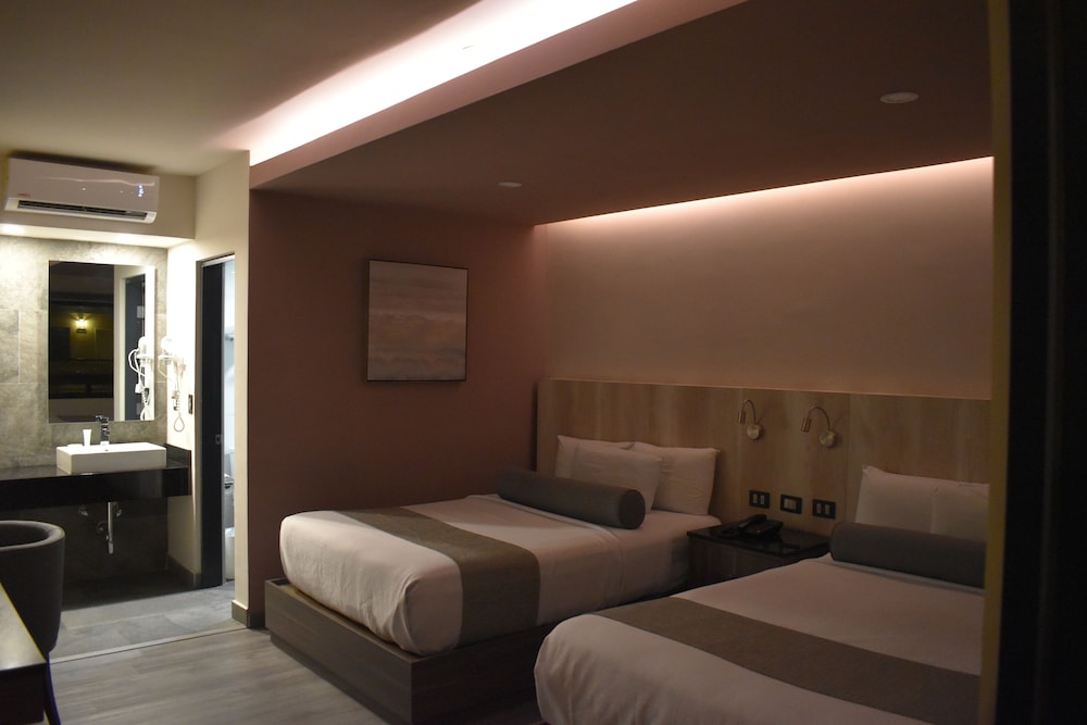 SUPERIOR, DOUBLE BED