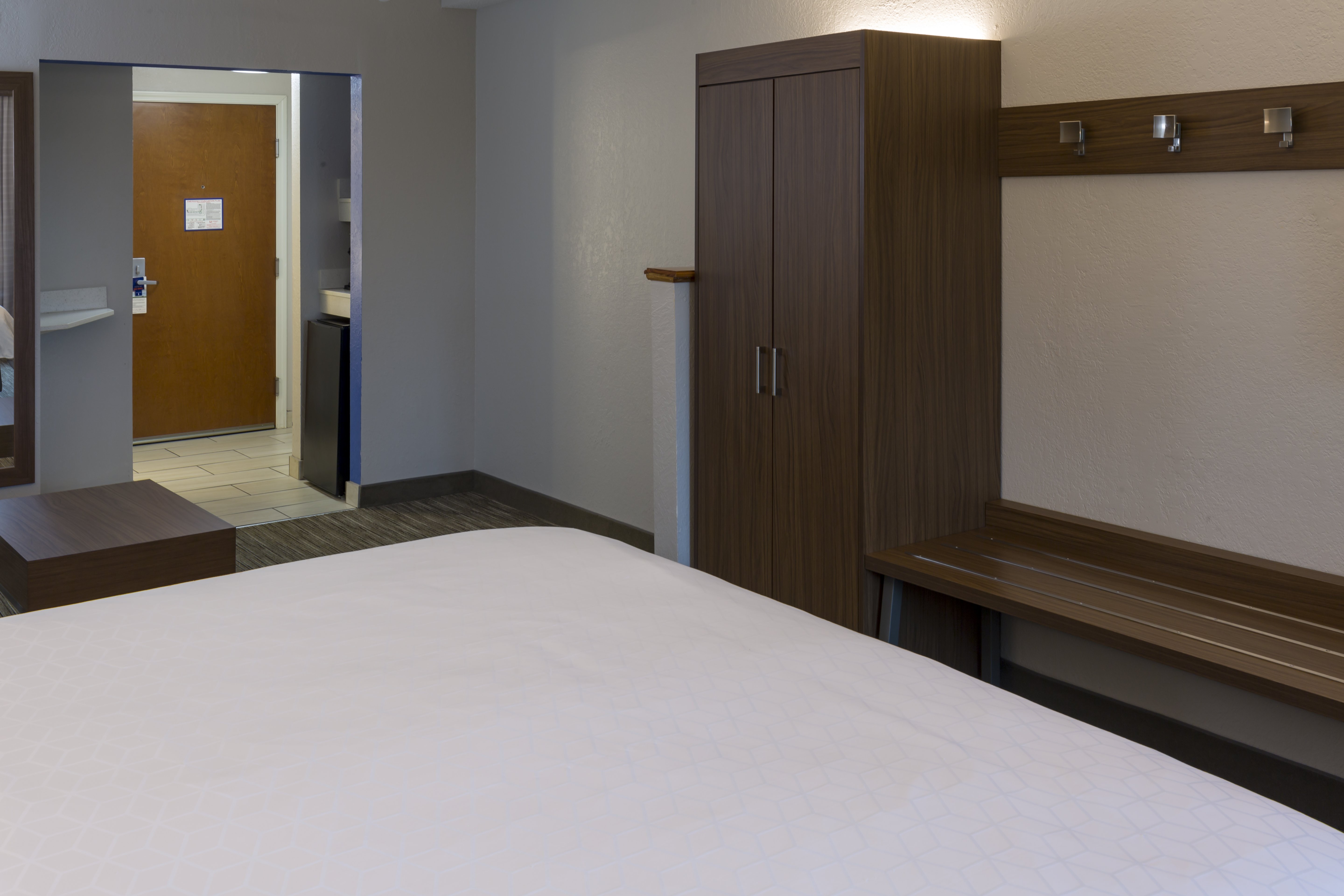 Holiday Inn Express & Suites Louisville South-Hillview, an IHG Hotel 15/55