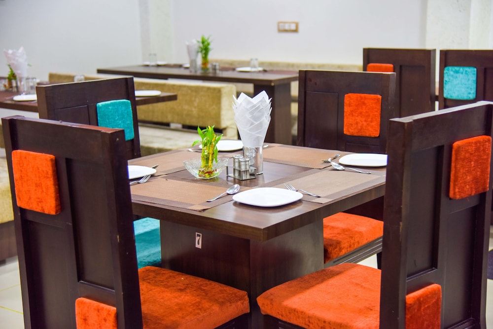 Hotel Tulsi 28/38