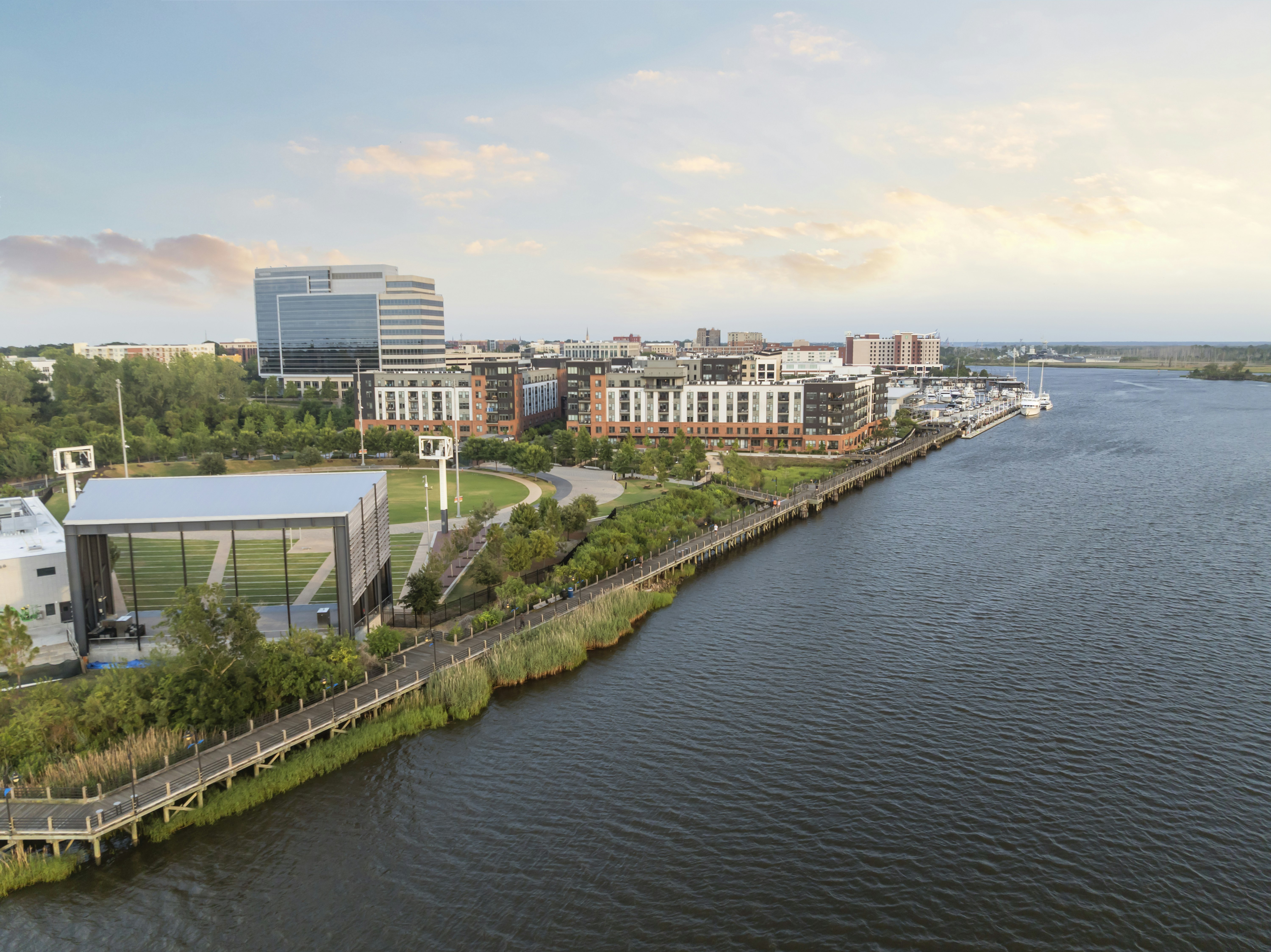 Embassy Suites by Hilton Wilmington Riverfront 72/76