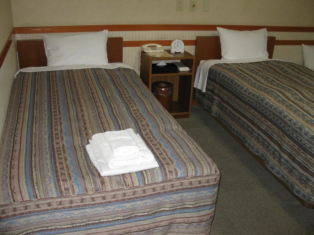 Hotel Tsukuba Hills Gakuen Nishi Odori 12/60