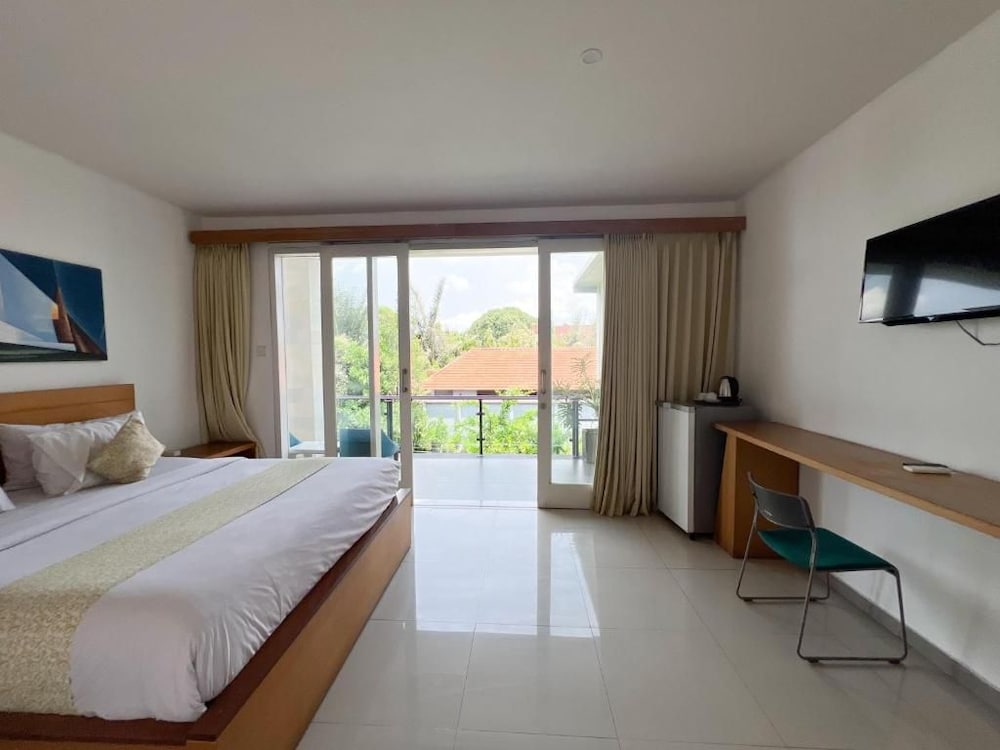 Apple Suite Apartment 10/56