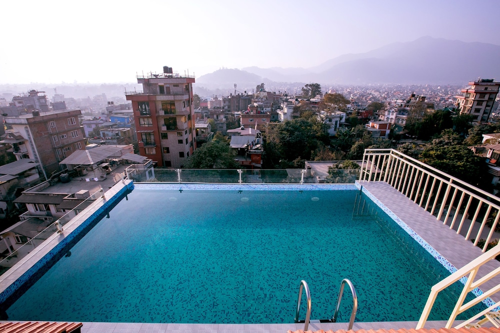 Beautiful Kathmandu Hotel 40/50