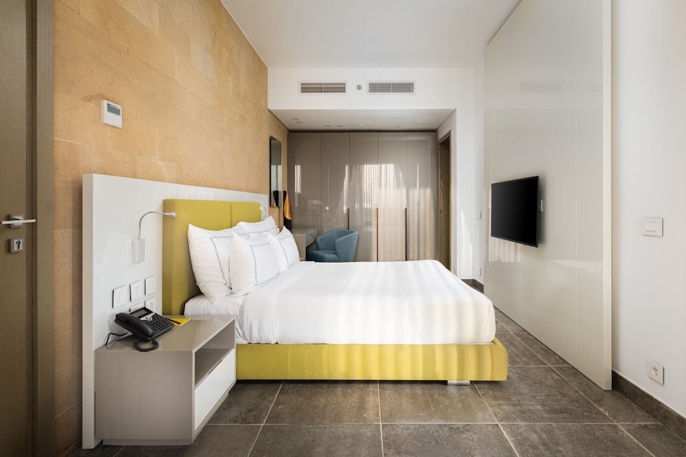 G, Suite, 2 Queen Beds