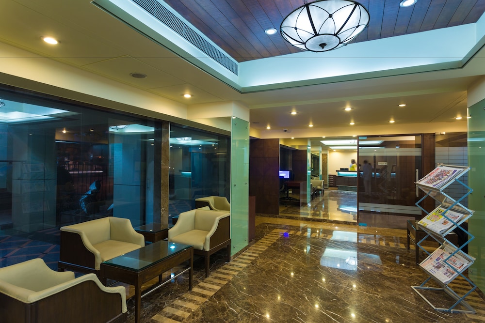 Ginger Hotel Thane 11/45