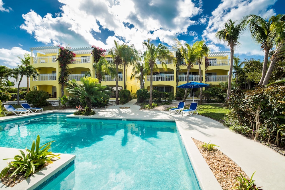 Inn At Grace Bay 30/33