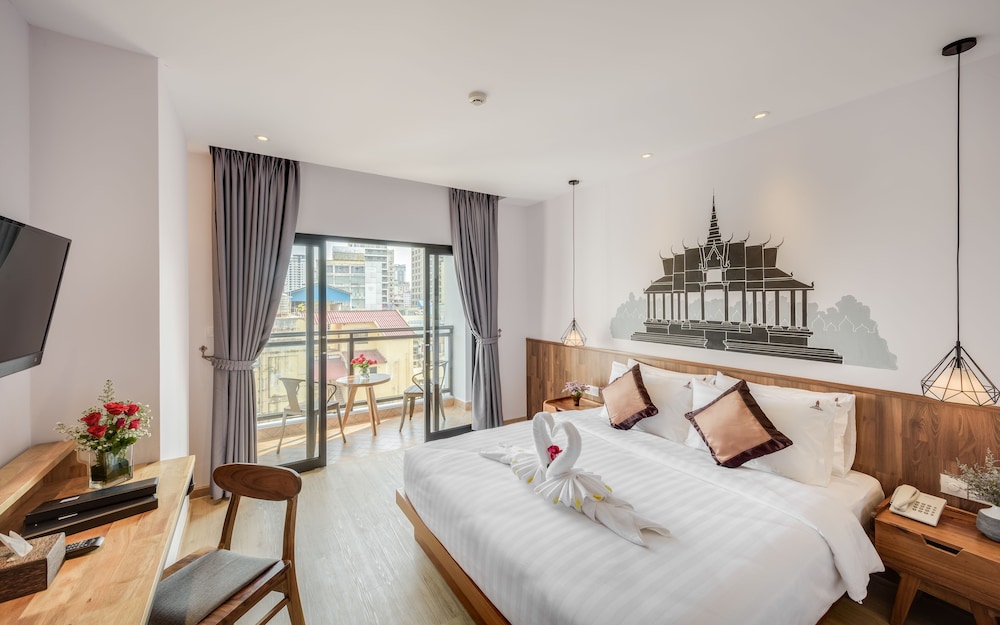 Phnom Penh 51 Hotel & Residences 11/50