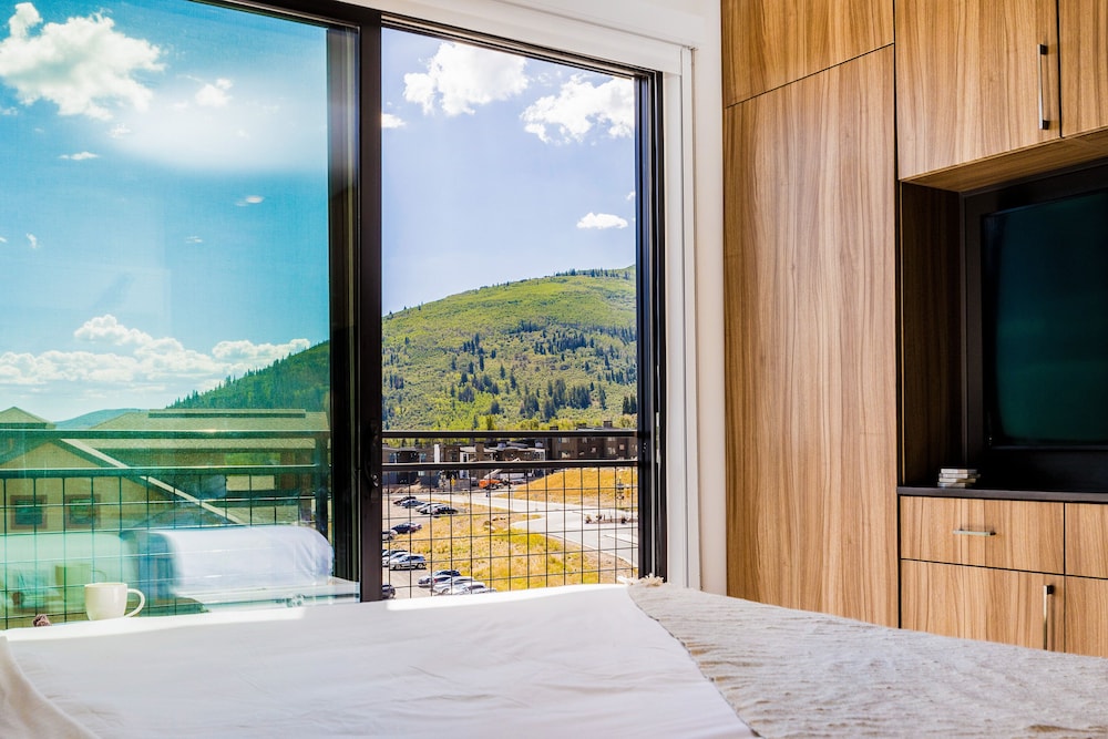 Yotelpad Park City 49/83