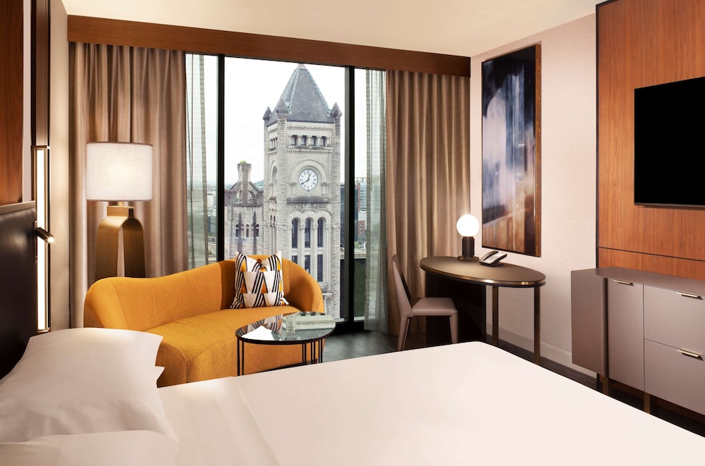Grand Hyatt Nashville 48/73