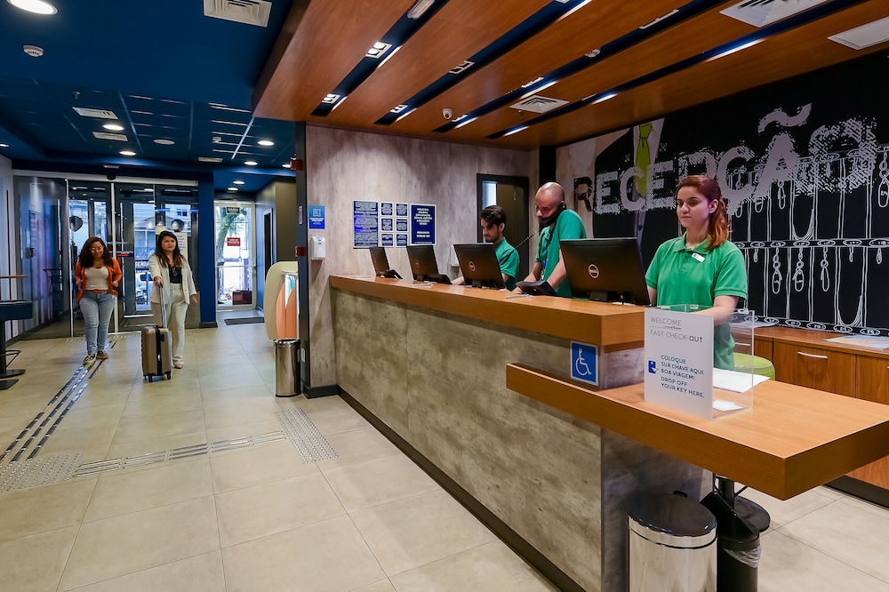 Ibis Budget Santos Gonzaga 10/69