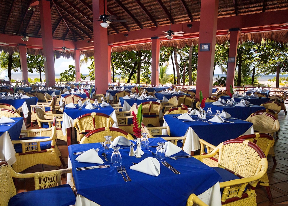 Barcelo Montelimar 33/48