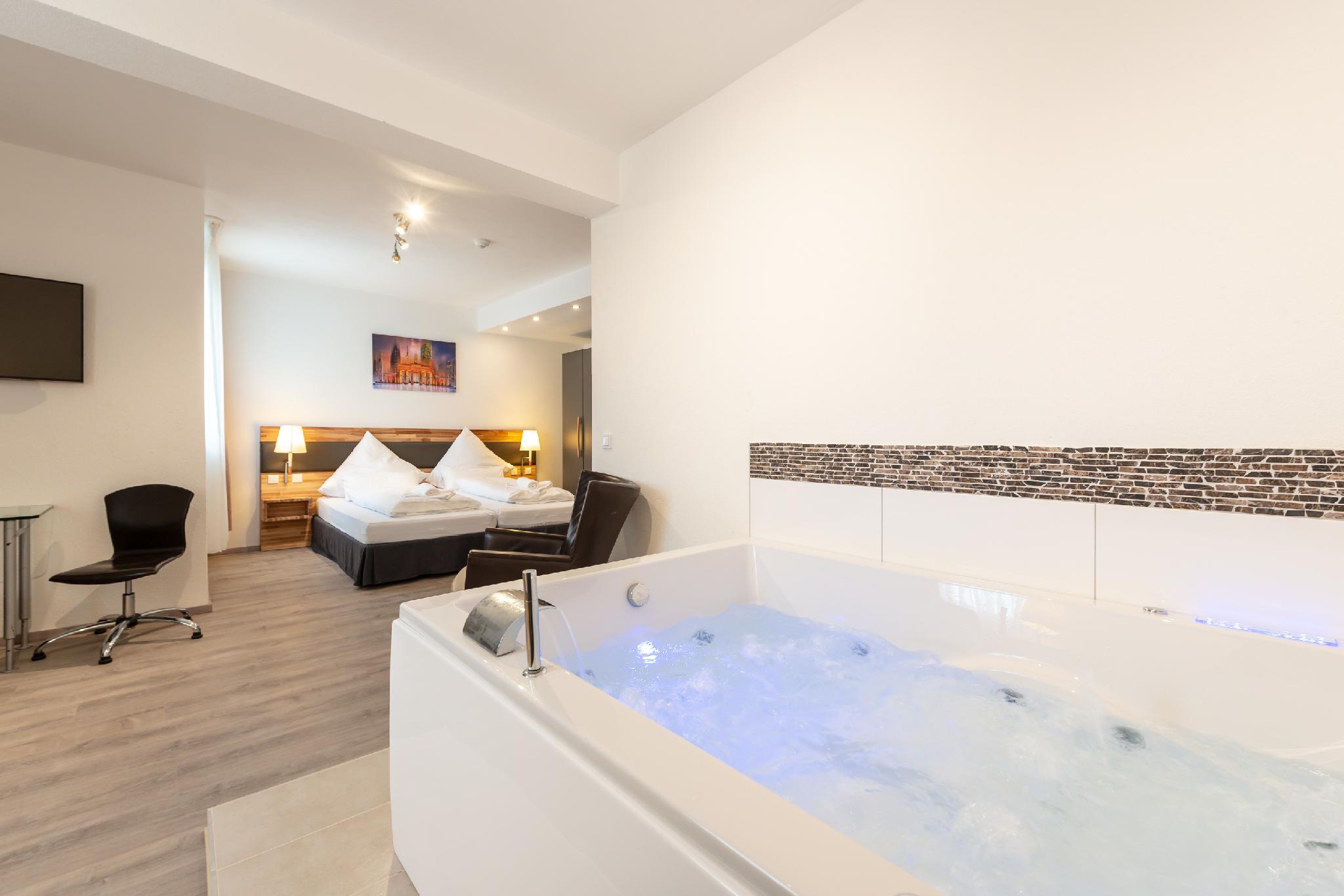 Hotel In Laisen 11/24