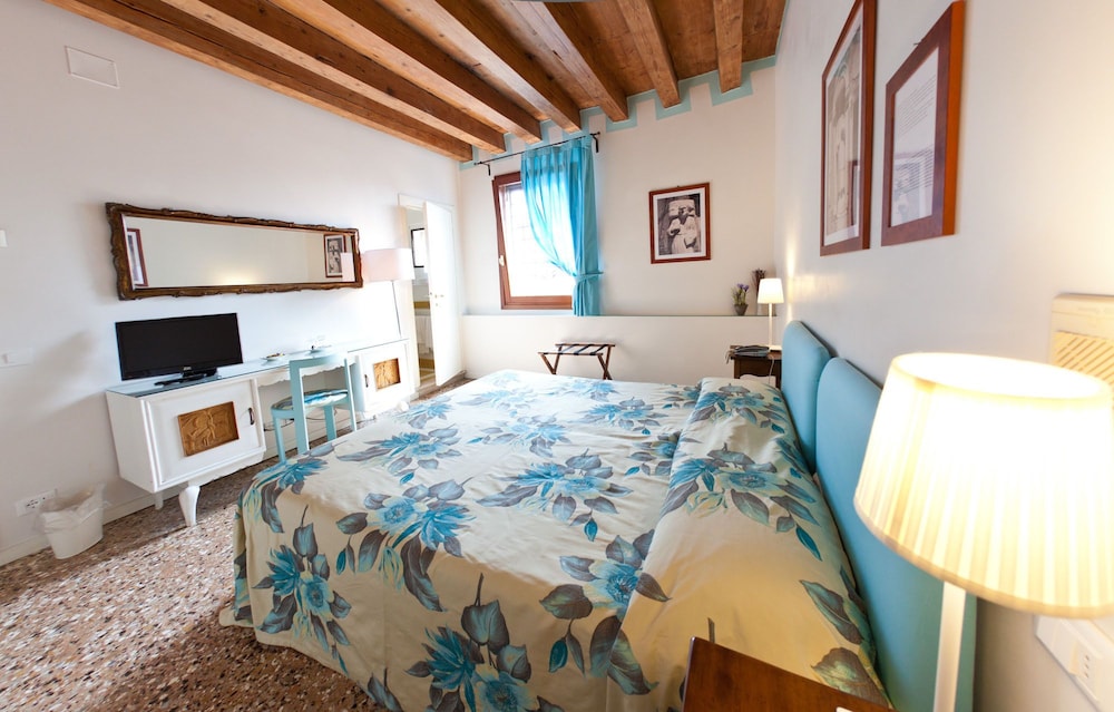 Locanda Ai Santi Apostoli 28/50