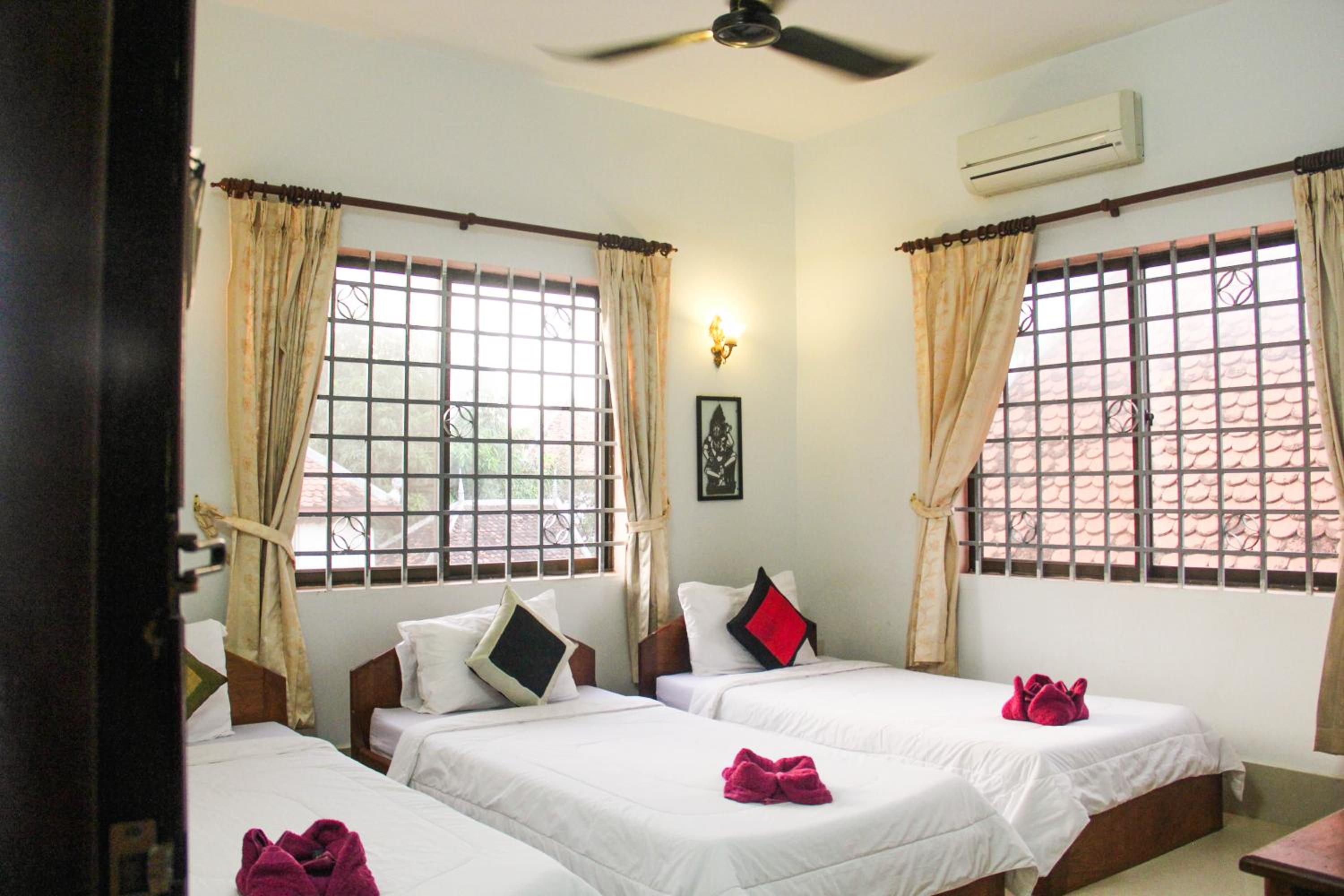 Room, Triple, with Fan, Tropical Breeze Guesthouse 7/8