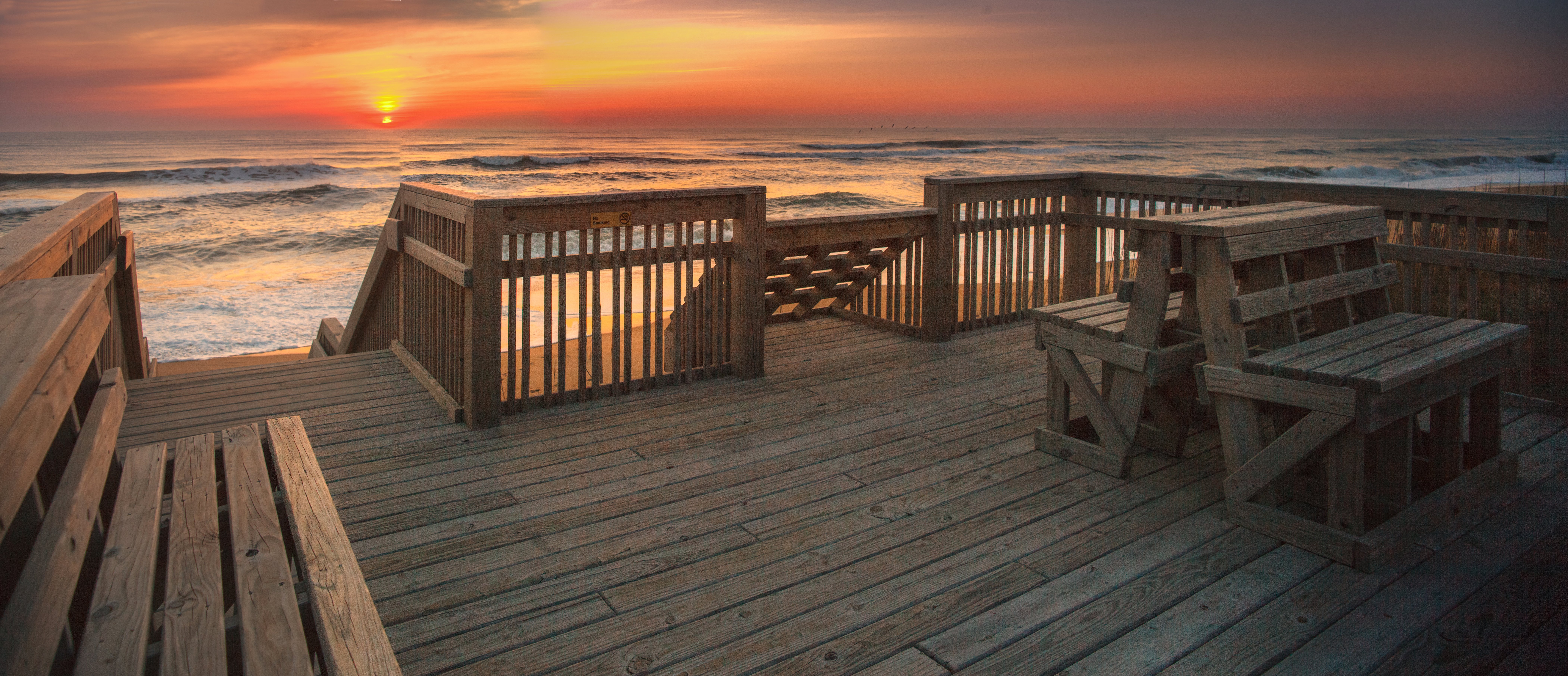 Holiday Inn Express Nags Head Oceanfront 61/62