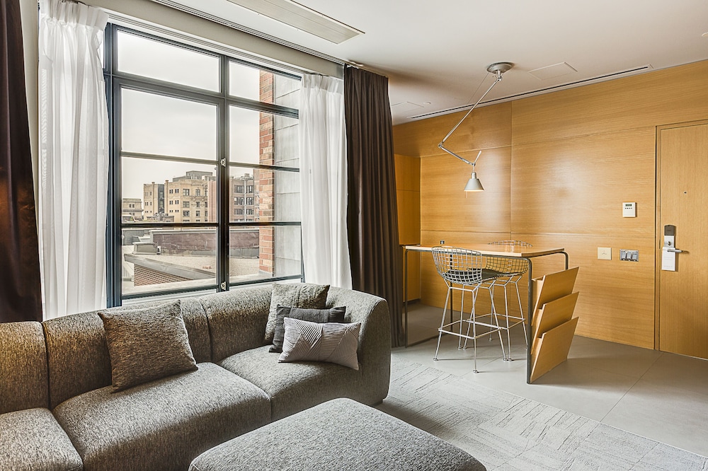 Hotel Gault 52/78