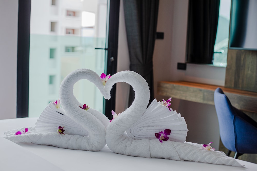 Rak Elegant Hotel Patong 40/69