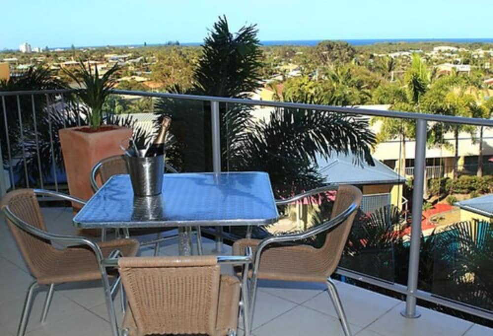 CALOUNDRA CENTRAL APARTMENT HOTEL 48/68