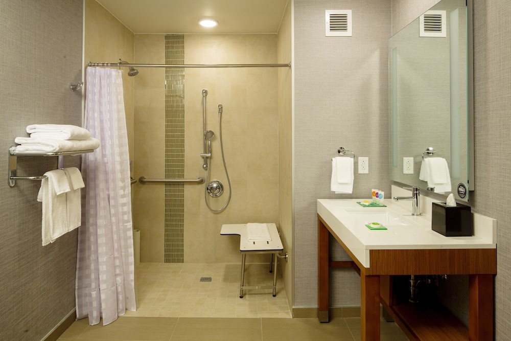 Hyatt Place Lubbock 20/54