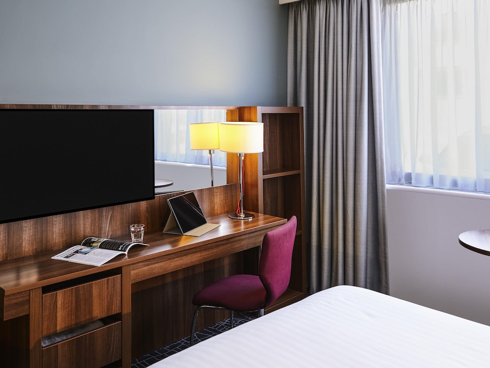 Mercure Telford Centre 21/69