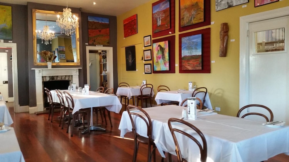 COONAWARRA MOTOR LODGE 26/38