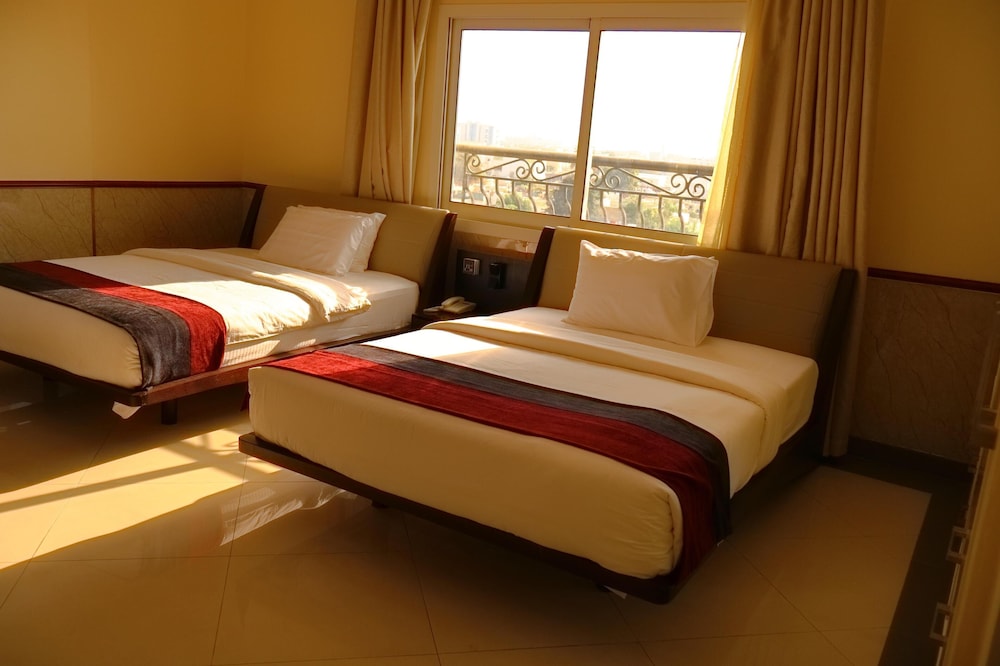 Great Wall Hotel 5/23
