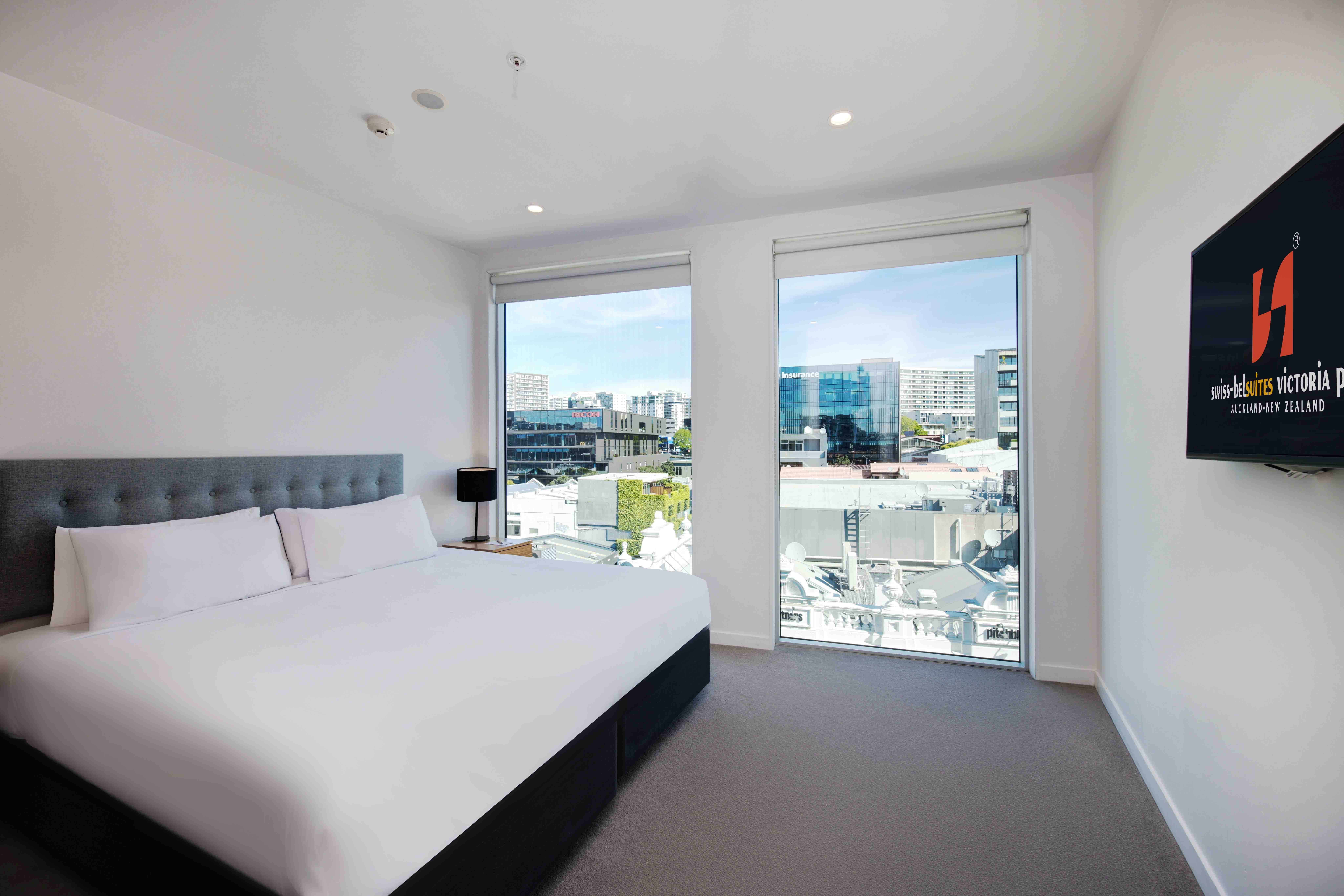 2 Bedrooms, Super, Swiss, Suite