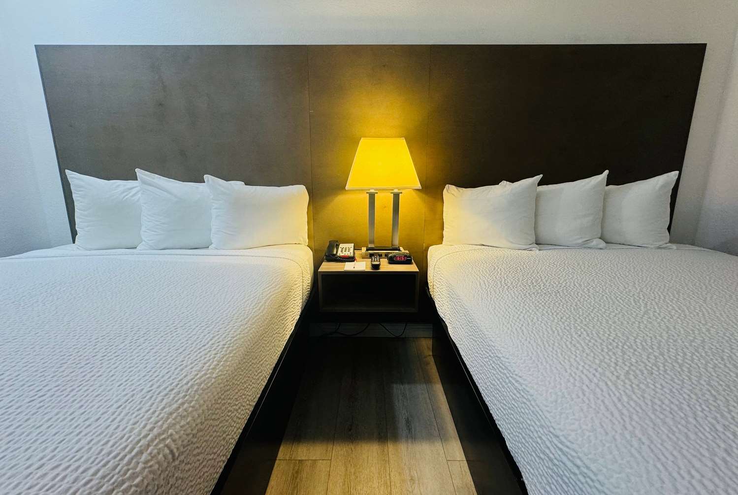 Ramada by Wyndham San Diego Airport 23/42