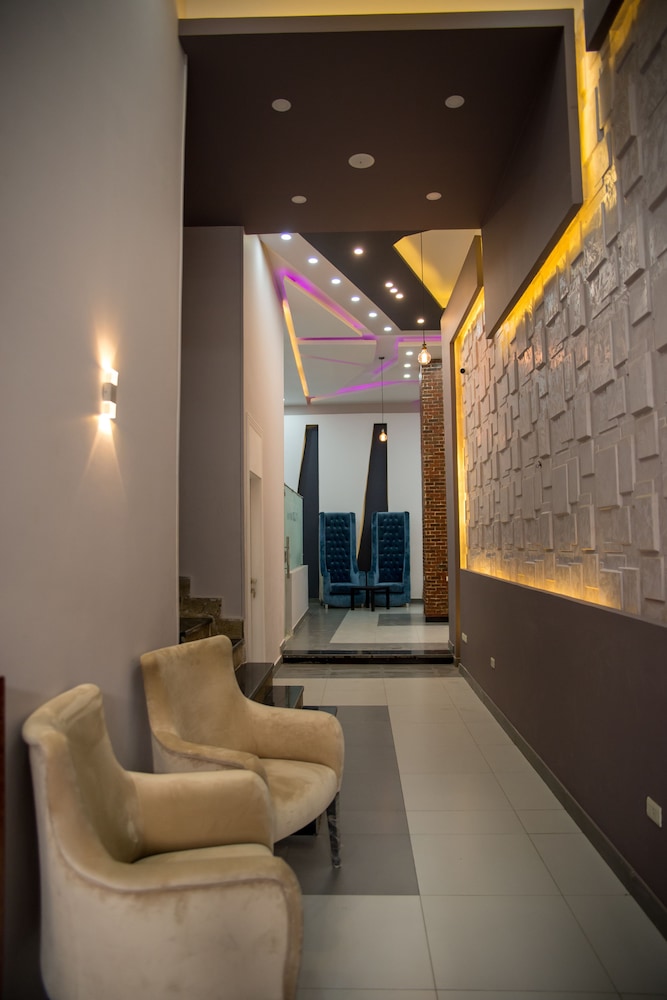 Marvel Stone Hotel 20/38