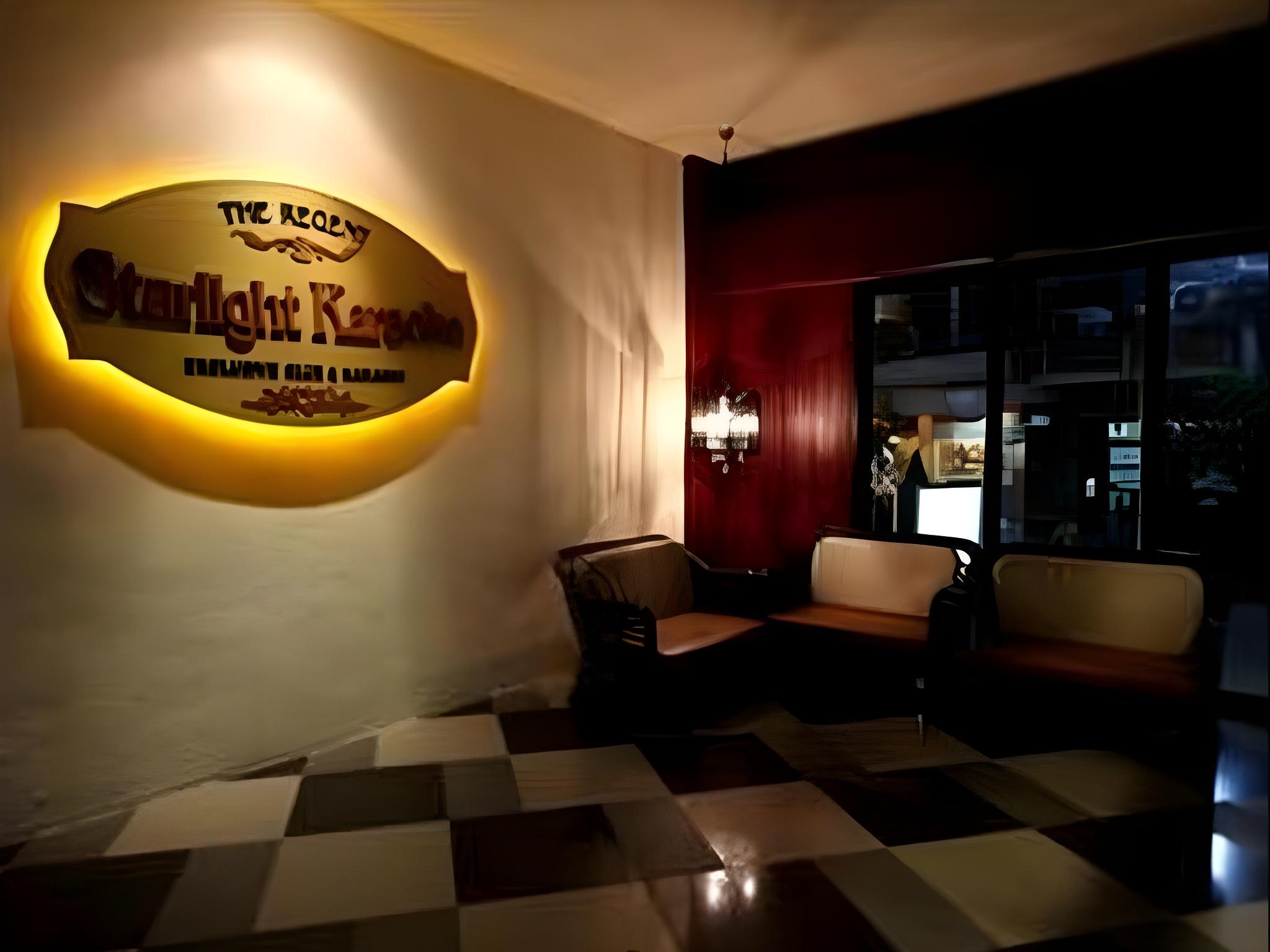 The Regent Hotel Ubonratchathani 10/66