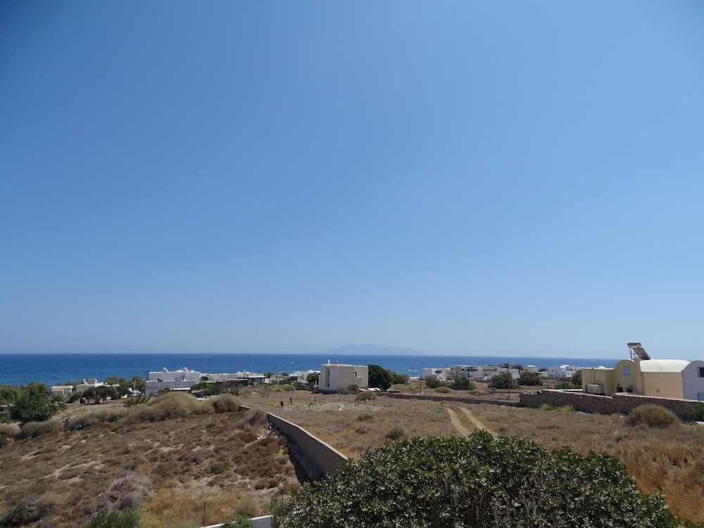 MONOLITHOS HOTEL 50/55