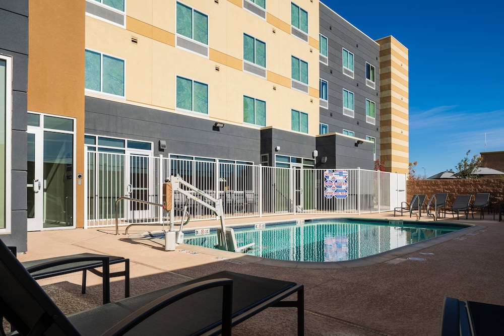 Fairfield Inn and Suites by Marriott Las Vegas Northwest 3/45