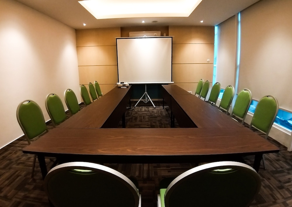 Zest Parang Raja Solo by Swiss-Belhotel International 45/51